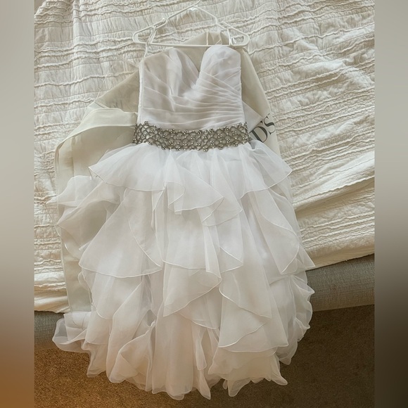 David’s Bridal Custom Wedding Dress - Picture 4 of 7